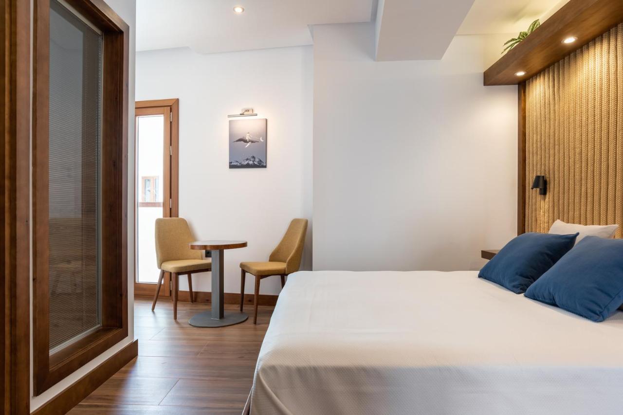 Hotel Antantie Conil De La Frontera Extérieur photo