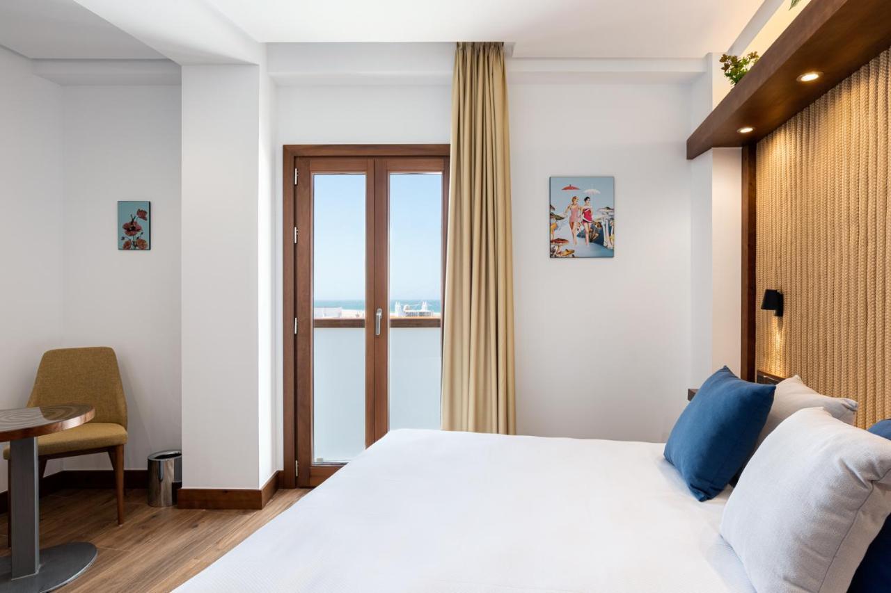 Hotel Antantie Conil De La Frontera Extérieur photo