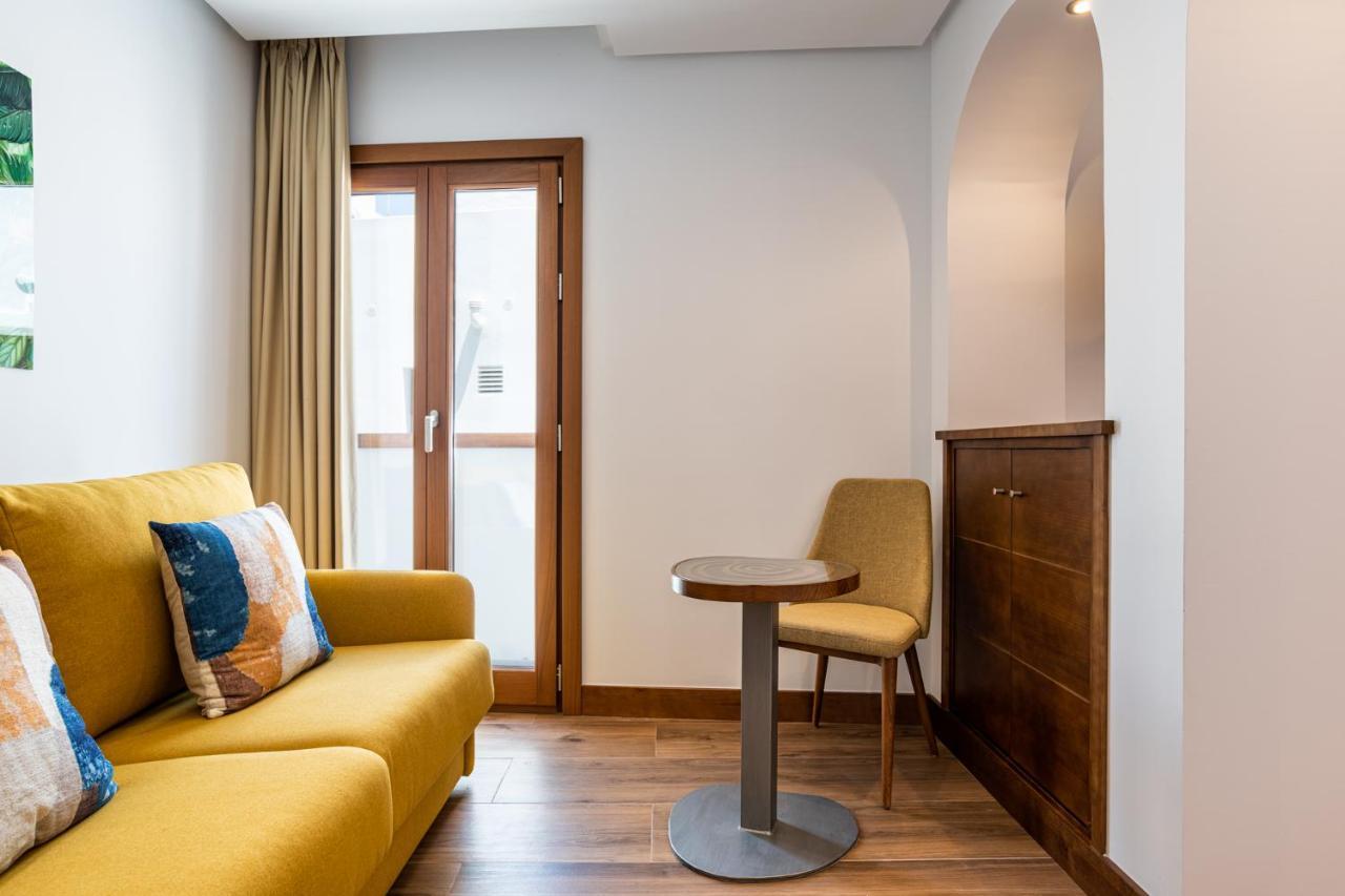 Hotel Antantie Conil De La Frontera Extérieur photo